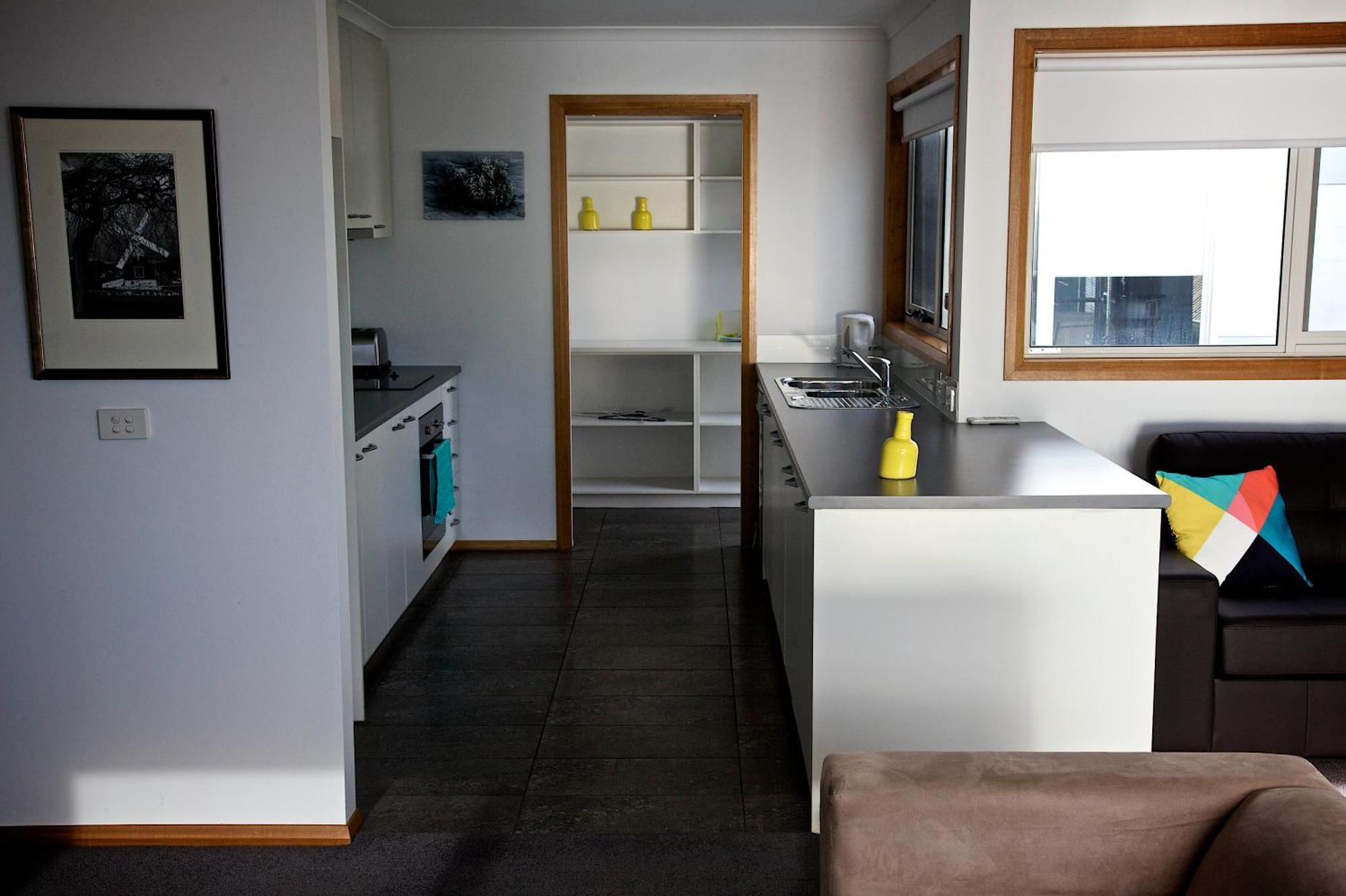 Penguin Beachfront Apartments Bilik gambar