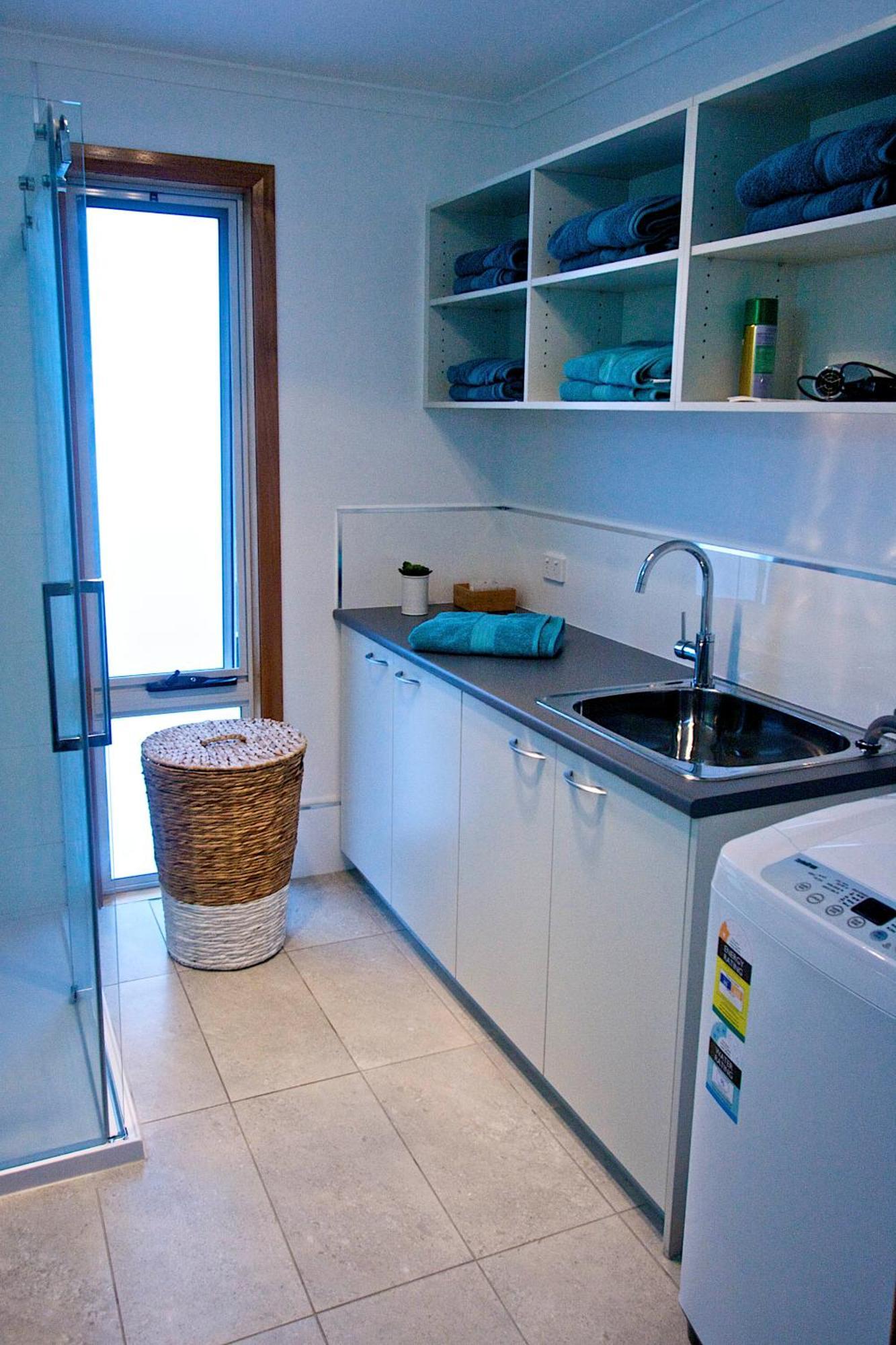 Penguin Beachfront Apartments Bilik gambar