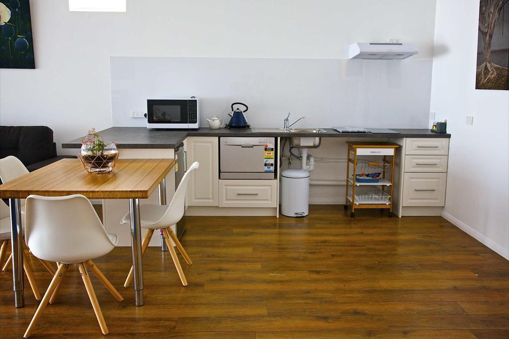 Penguin Beachfront Apartments Bilik gambar